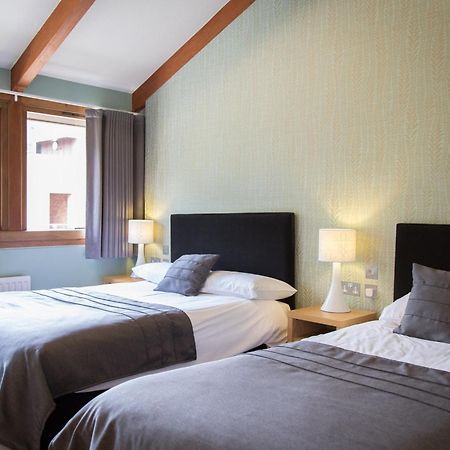 Hinxton Hall Hotel And Conference Centre 外观 照片
