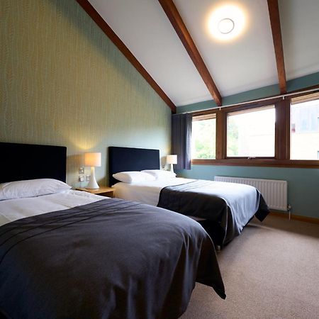 Hinxton Hall Hotel And Conference Centre 外观 照片