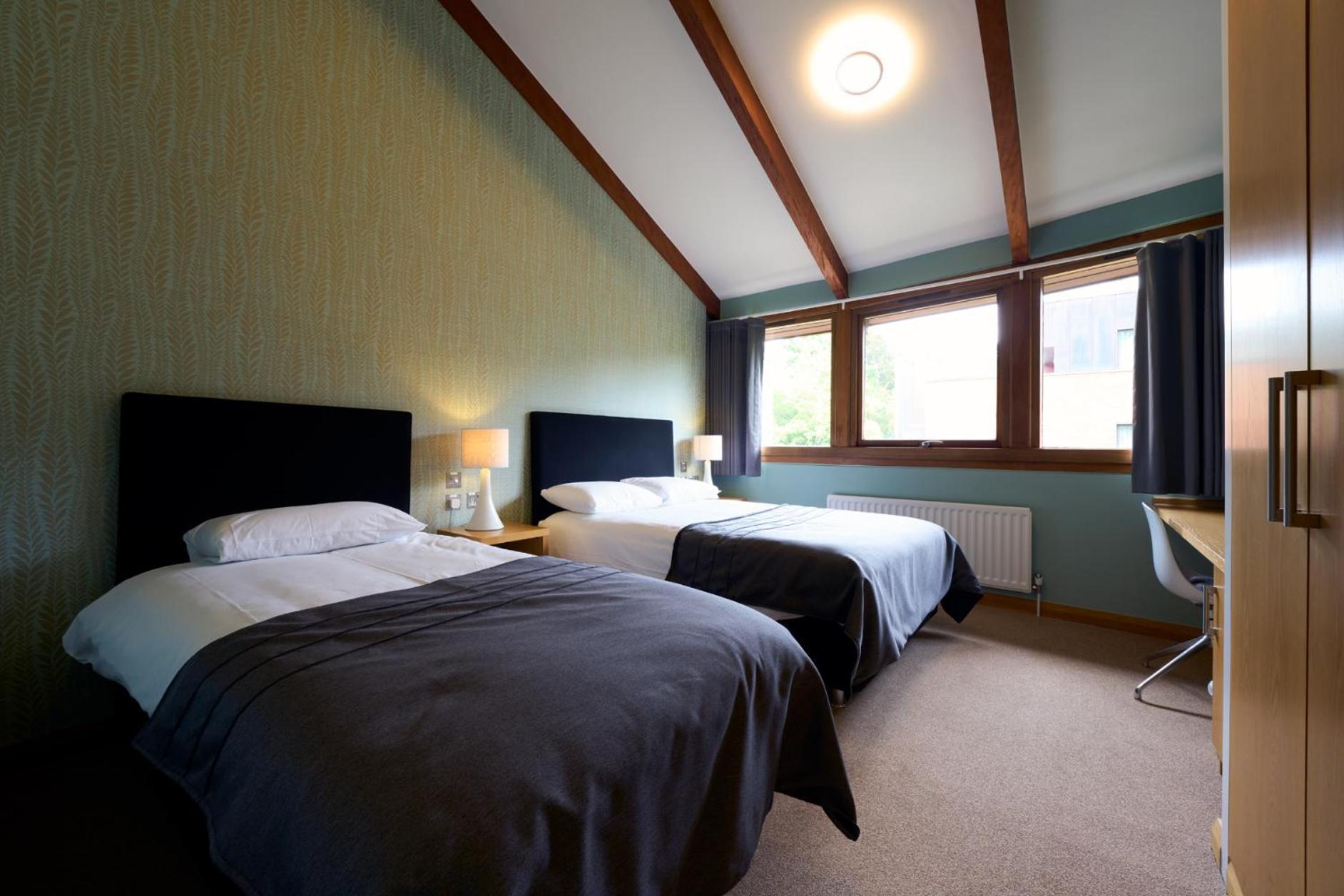 Hinxton Hall Hotel And Conference Centre 外观 照片