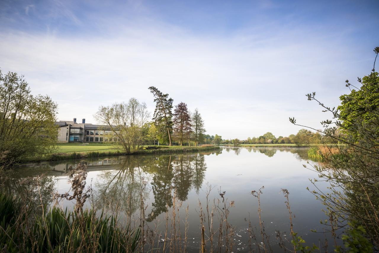 Hinxton Hall Hotel And Conference Centre 外观 照片