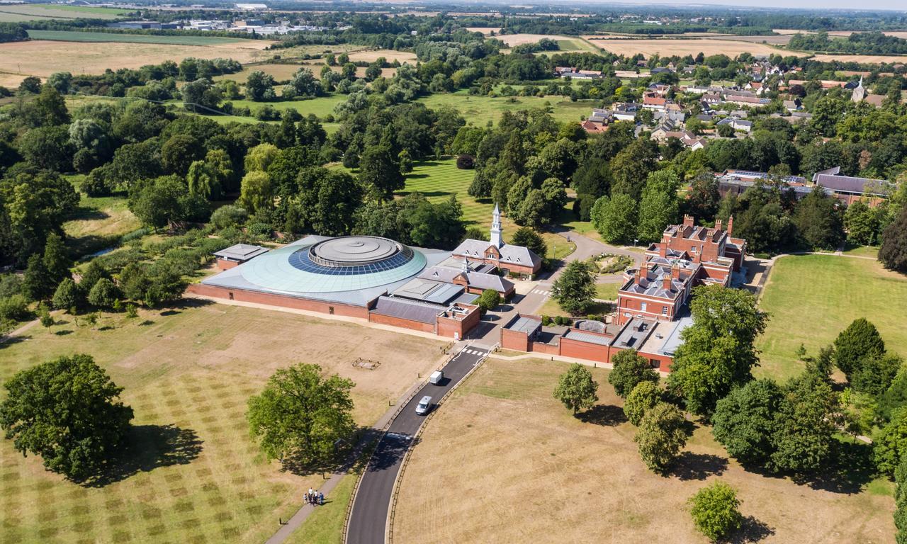 Hinxton Hall Hotel And Conference Centre 外观 照片