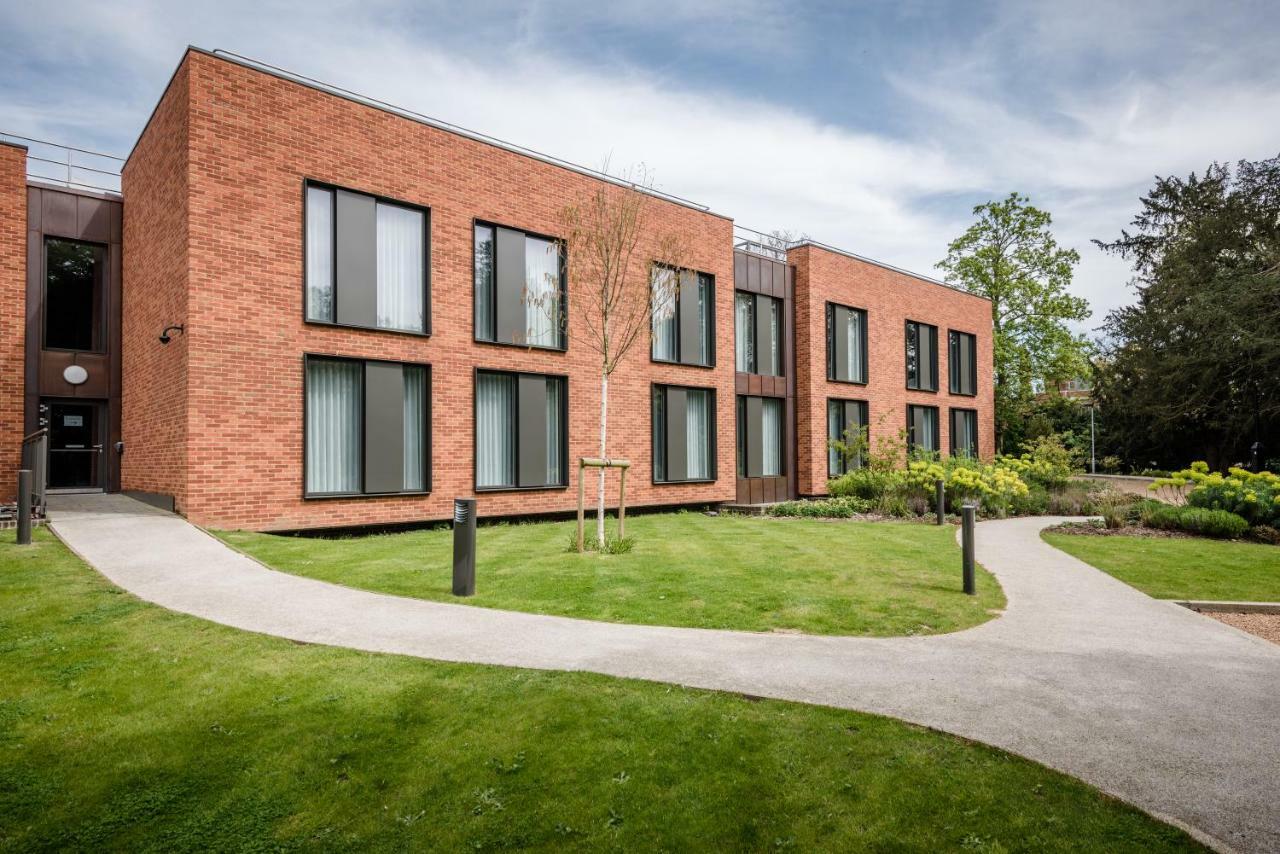 Hinxton Hall Hotel And Conference Centre 外观 照片